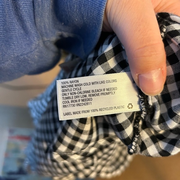 MOSSIMO BELL SLEEVE GINGHAM BLOUSE - Picture 4 of 5